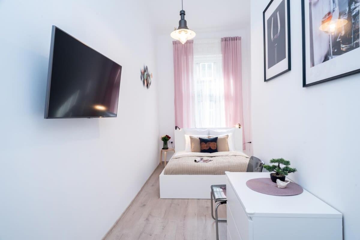 Appartement New Stylish And Super Boedapest